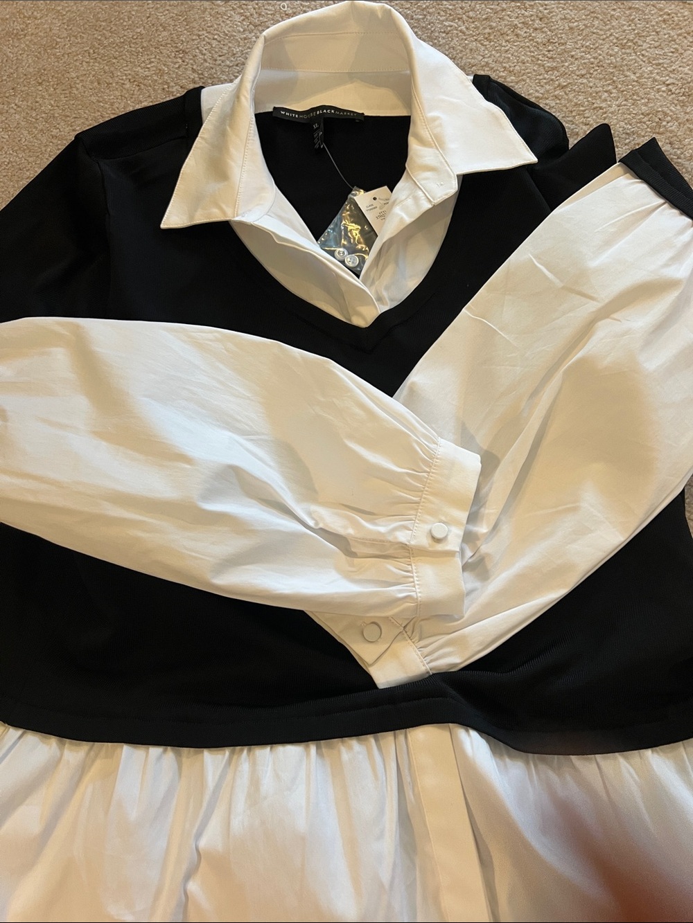 White House Black Market Black & White Layered V-Neck Twofer Tunic - Picture 4 of 7